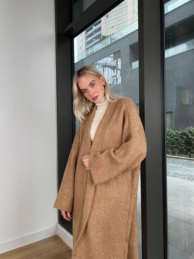 Kolları Bol Alens Kadın Camel Salaş Triko Hırka 24k000176