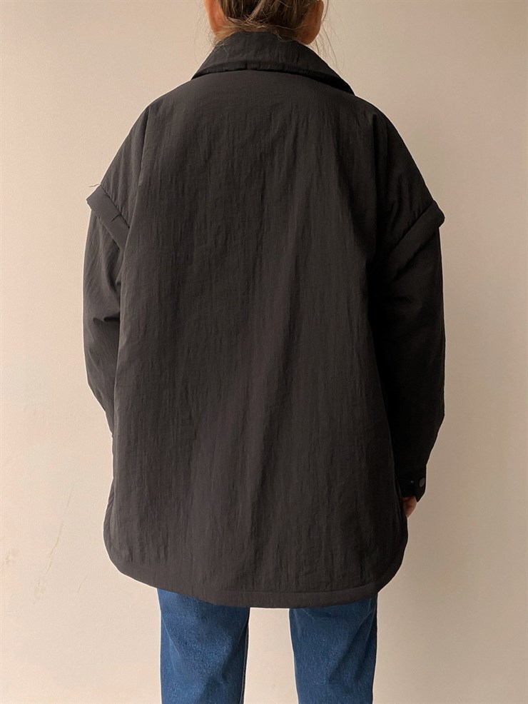 Kolları Çıkartılabilir Cepli Tiger Kadın Siyah Ceket 22K000054