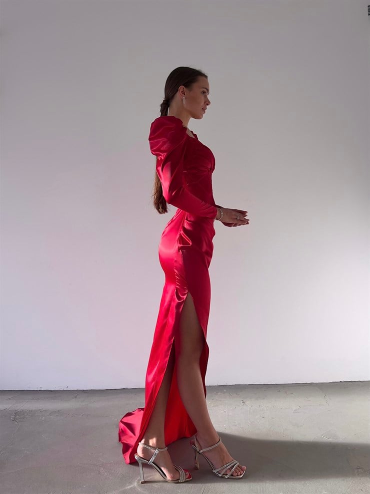 Korse Kalp Yaka Uzun Kollu Derin Yırtmaçlı Uzun Kuyruk Detay Syed Kadın Kırmızı Elbise 23K000175