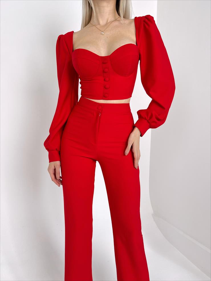 Kalp Yaka Önü Düğme Detaylı Crop Önü Düğme Kapamalı Bol Paça Pantolon Koşar Kadın Kırmızı Alt Üst Takım 23Y000123