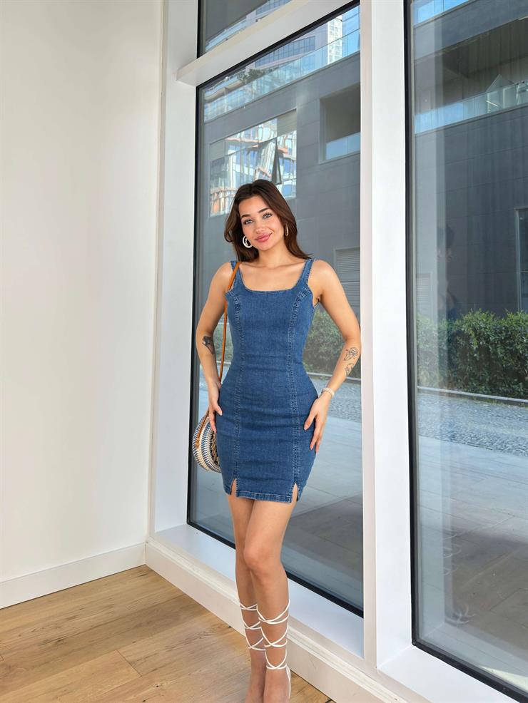 Kalın Askılı Kare Yaka Sırt Dekolteli Kadın Mavi Mini Kot Elbise 24Y358