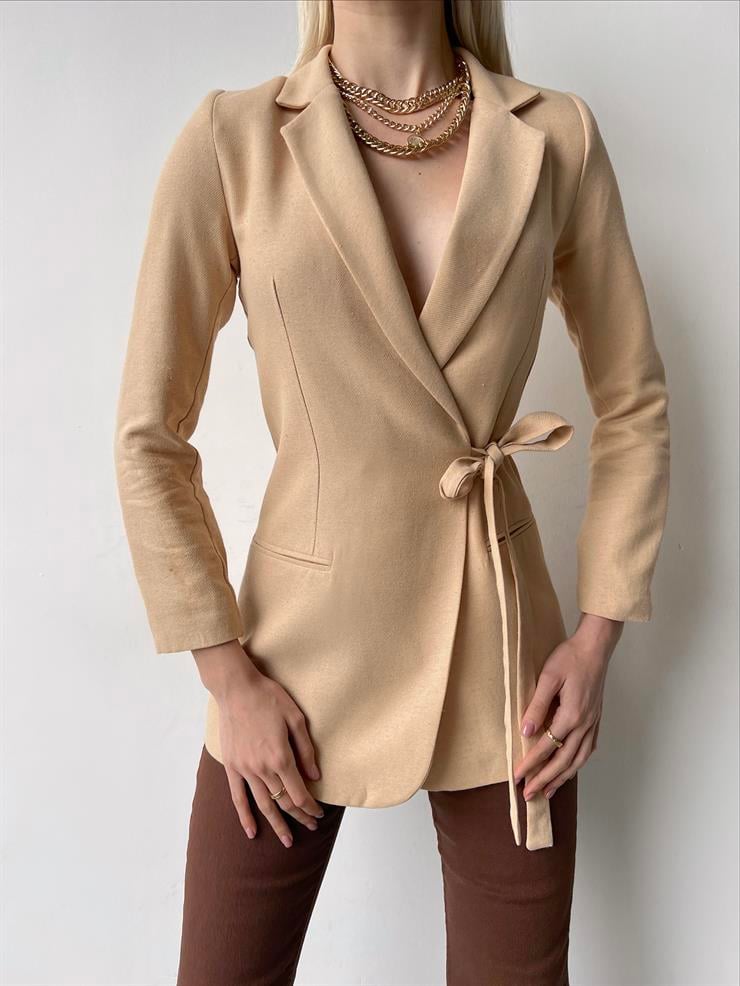Kruvaze Yaka Yandan Bağlamalı Litzy Kadın Bej Ceket 23Y000022