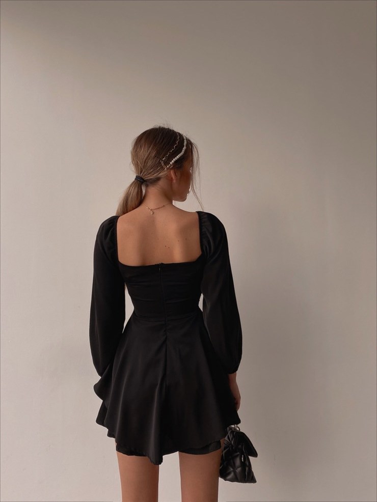 Kuruvaze Eteği Volanlı Riley Kadın Siyah Tulum 22K000372