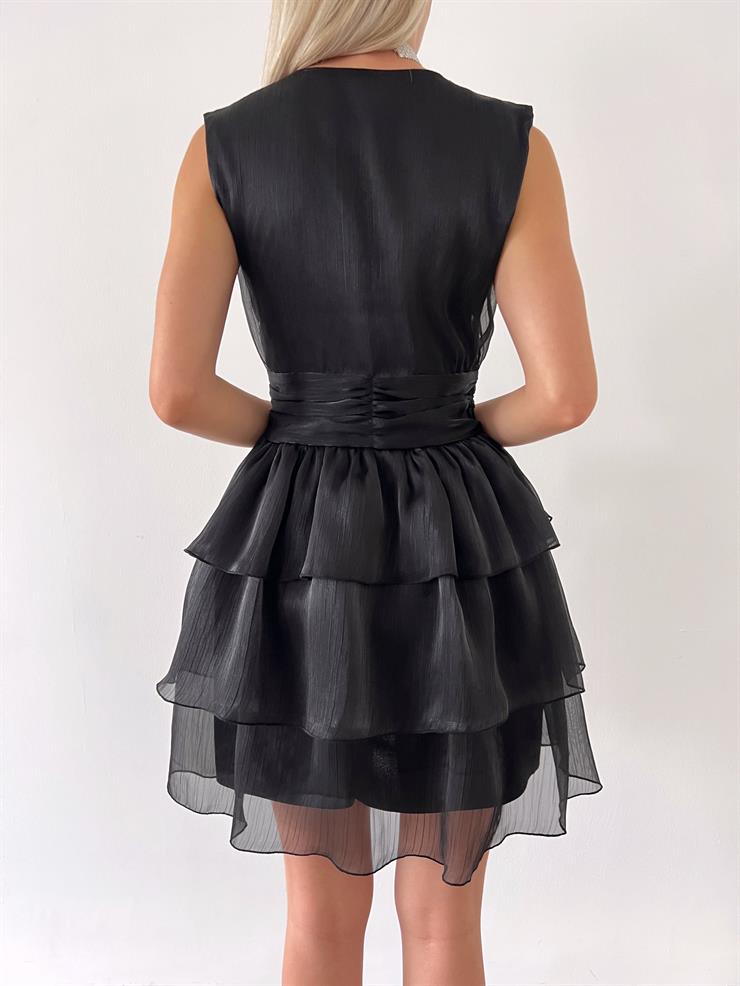 Derin V Yaka Kolsuz Önü Düğme Detaylı Lacus Kadın Siyah Mini Elbise 23Y000468