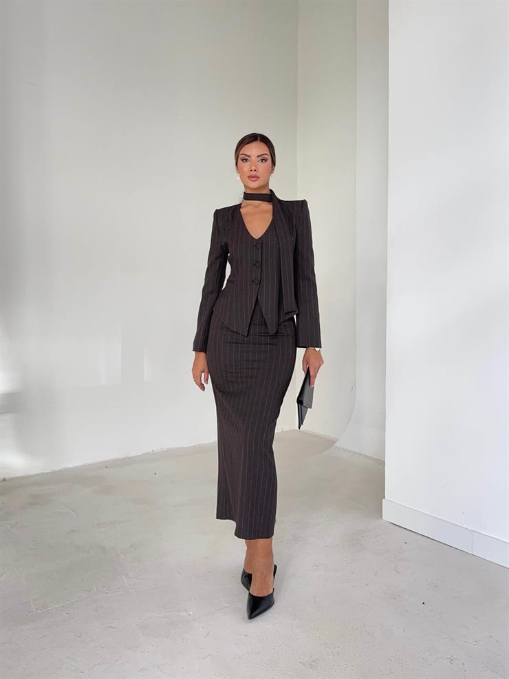 Düğmeli Vatka Detaylı Landi Kahve Kadın Ceket 26K031