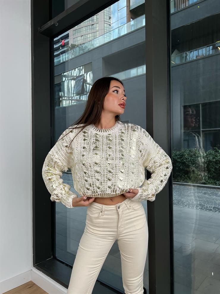 Bisiklet Yaka Parlak Desenli Larania Kadın Taş Kazak 24k000186