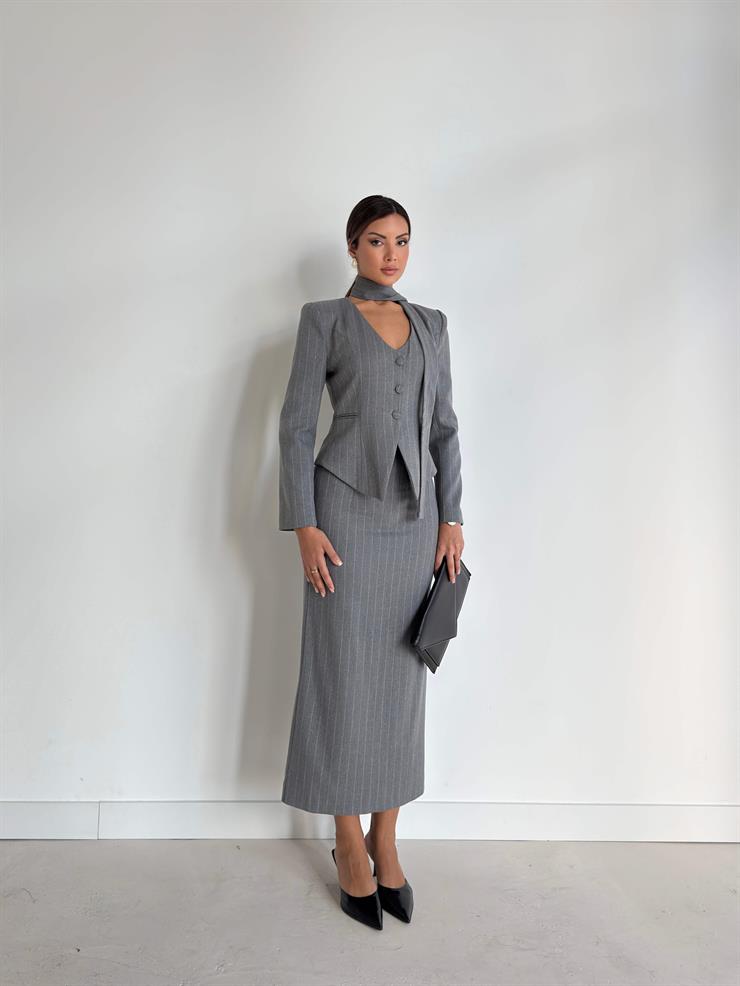 Yırtmaçlı Belden Oturtmalı Larle Gri Kadın Etek 26K032