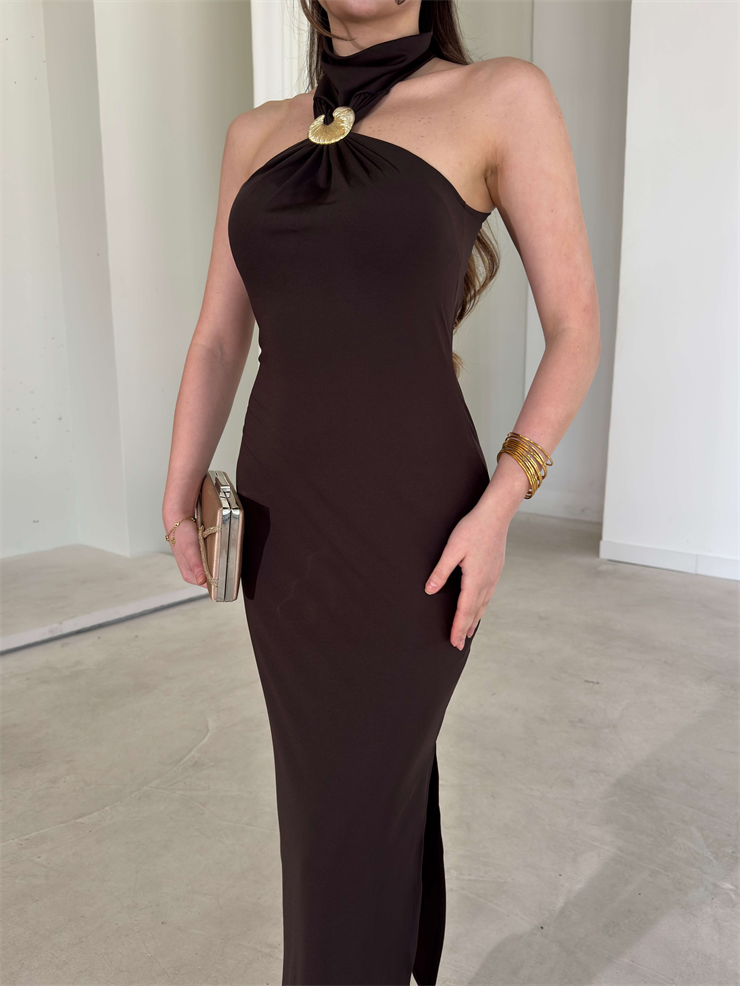 Aksesuarlı Boğazlı Yırtmaçlı Larve Kahve Kadın Elbise 26Y095