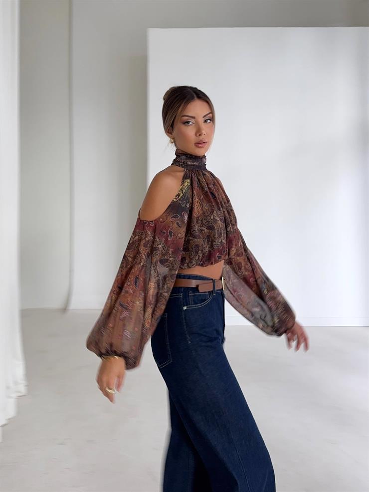 Açık Omuz Detaylı Yüksek Yaka Lendan Kahve Kadın bluz 26K026