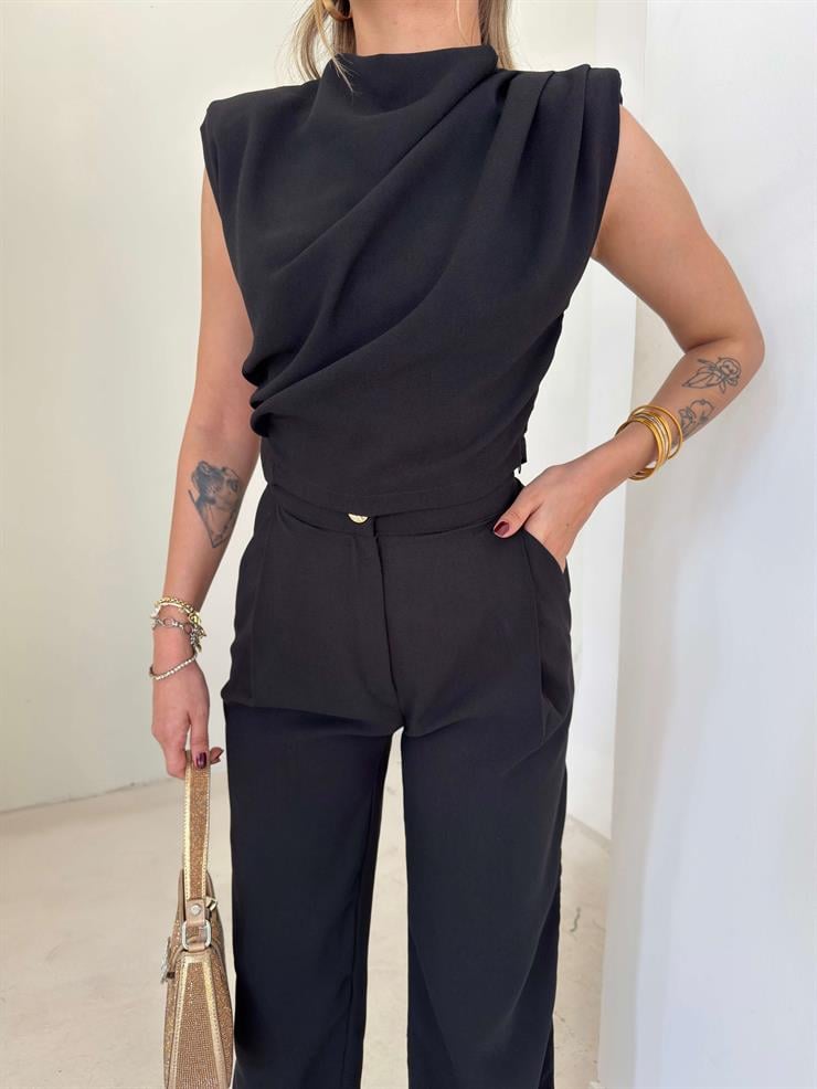 Omzu Vatkalı Drape Detaylı Bluz Havuç Pantolon Lenma Siyah Kadın İkili Takım 26K149
