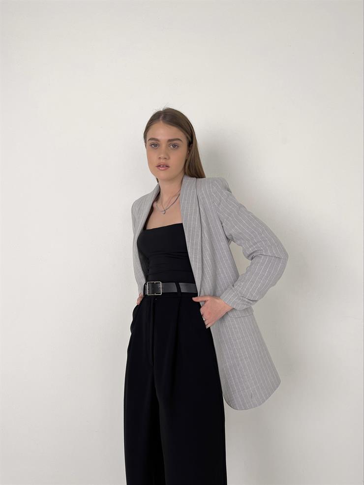 Kruvaze Yaka Düğme Kapamasız Lerri Kadın Gri Blazer Ceket 23Y000117