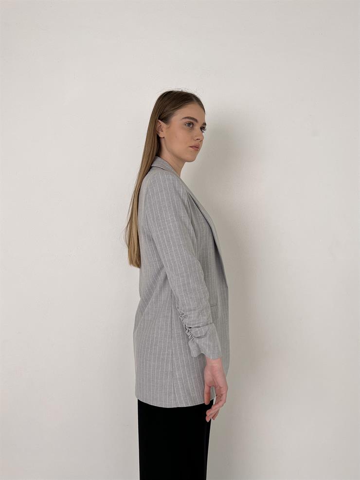 Kruvaze Yaka Düğme Kapamasız Lerri Kadın Gri Blazer Ceket 23Y000117