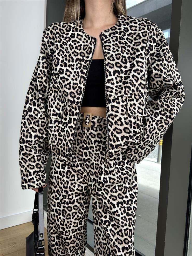 Önü Fermuar Kapamalı Leska Leopar Kadın Bomber Ceket 25Y033