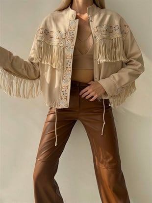 Etnik Desen Kol Ve Göğüs Püskül Detay Çıtçıt Ve Fermuar Kapamalı Leviticus Kadın Taş Mont 23K000100