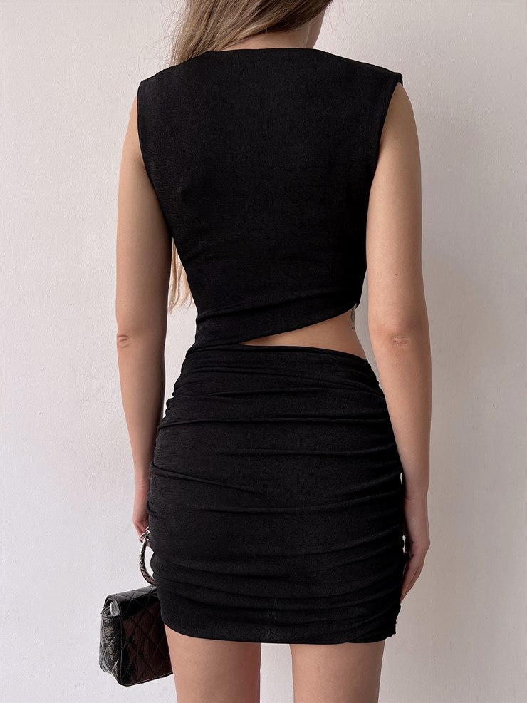 Likralı Bel Dekolteli Büzgülü Salma Kadın Siyah Elbise 22Y000229