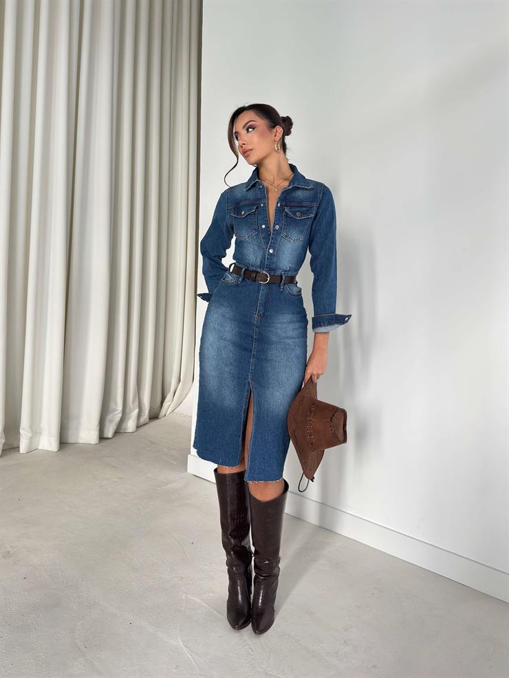 Önü Yırtmaçlı Düğmeli Cep Detaylı Linerda Mavi Kadın Kot Elbise 26K261