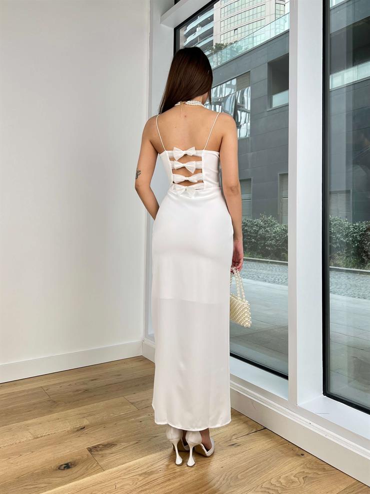 İnce Askılı Degaje Yaka Arkası Fiyonk Detaylı Lines Kadın Beyaz Elbise 24Y210