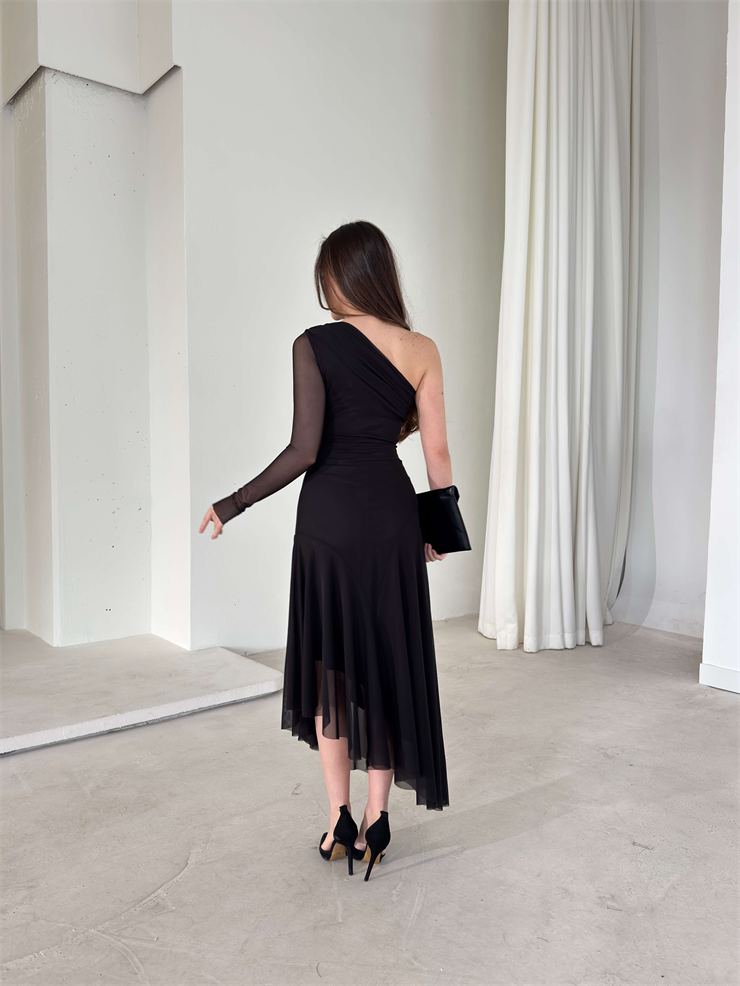 Asimetrik Kesim Tek Kol Tül Lirve Siyah Kadın Elbise 26Y040