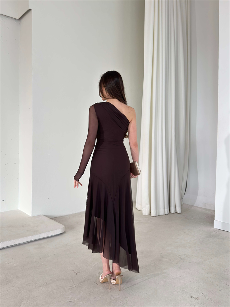 Asimetrik Kesim Tek Kol Tül Lirve Kahve Kadın Elbise 26Y040