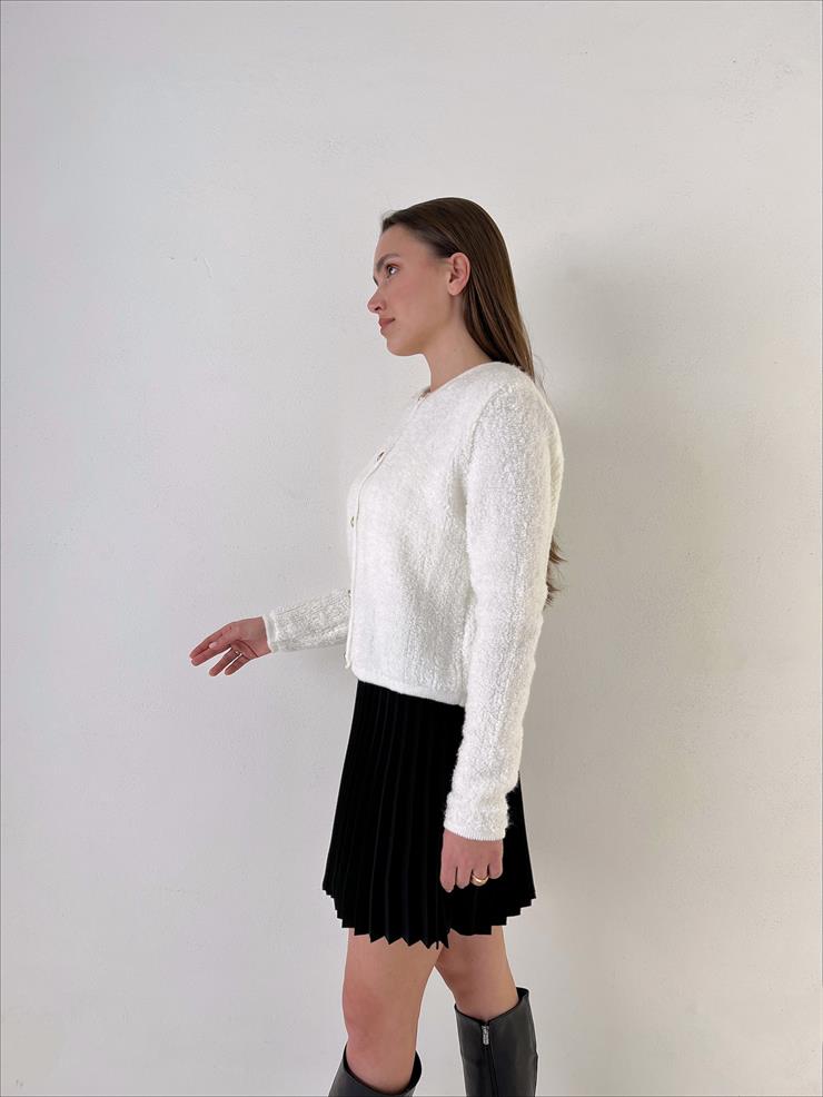 Önü Düğme Kapamalı Livak Kadın Ekru Hırka 23Y000037