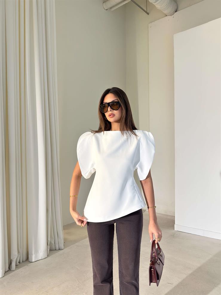 Asimetrik Kesim Kolları Geniş Lolia Ekru Kadın Bluz 26K412