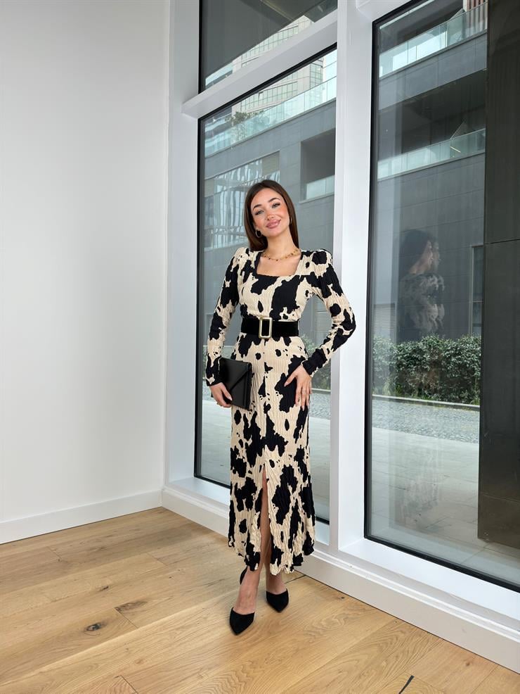 Kare Yaka Omuz Vatkalı Beli Kemerli Looking Kadın Desenli Renkli Elbise 24Y138