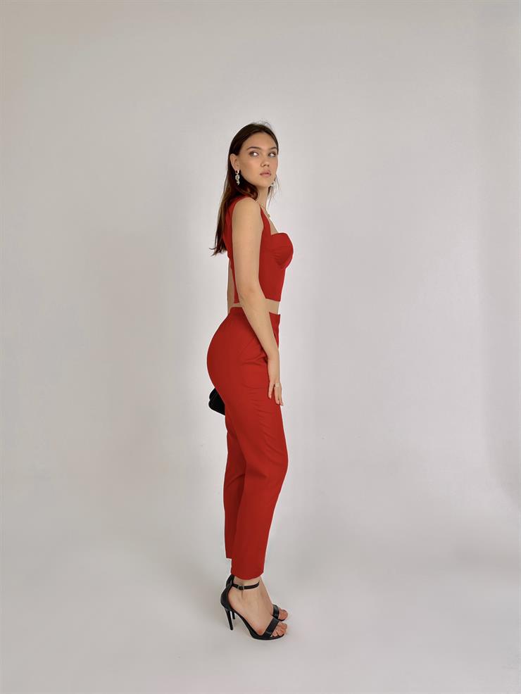 Arkası Fermuar Detaylı Askılı Crop Yüksek Bel Pens Detaylı Pantolon Lorus Kadın Kırmızı İkili Takım 23Y000025