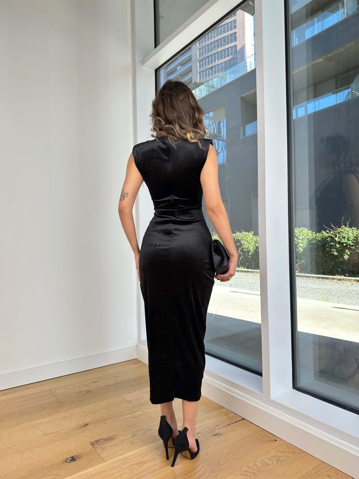 Yarım Boğazlı Kolsuz Eteği Kruvaze Kadife Lukeny Siyah Kadın Elbise 25K392