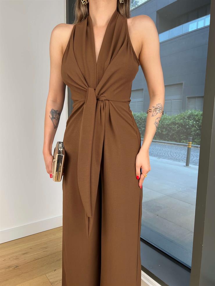 V Yaka Bağlama Detaylı Madox Kahve Kadın Bol Paça Tulum 25Y415