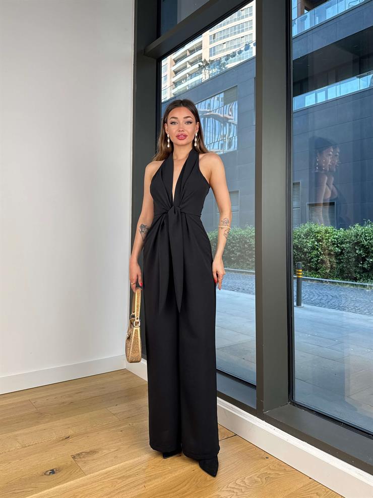 V Yaka Bağlama Detaylı Madox Siyah Kadın Bol Paça Tulum 25Y415