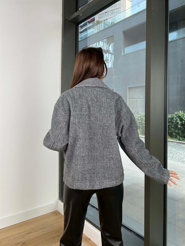 Önü Büyük Cepli Fermuar Kapamalı Magali Kadın Gri Mont 24k220