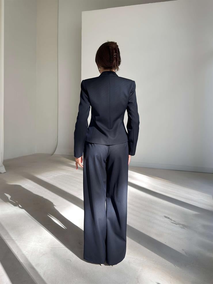 Önü Düğmeli Hakim Yaka Malri Lacivert Kadın İkili Takım 26K108