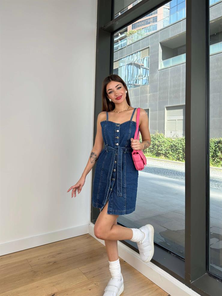Askılı Beli Kuşaklı Önü Düğmeli Marcelo Kadın Mavi Kot Mini Elbise 24Y098