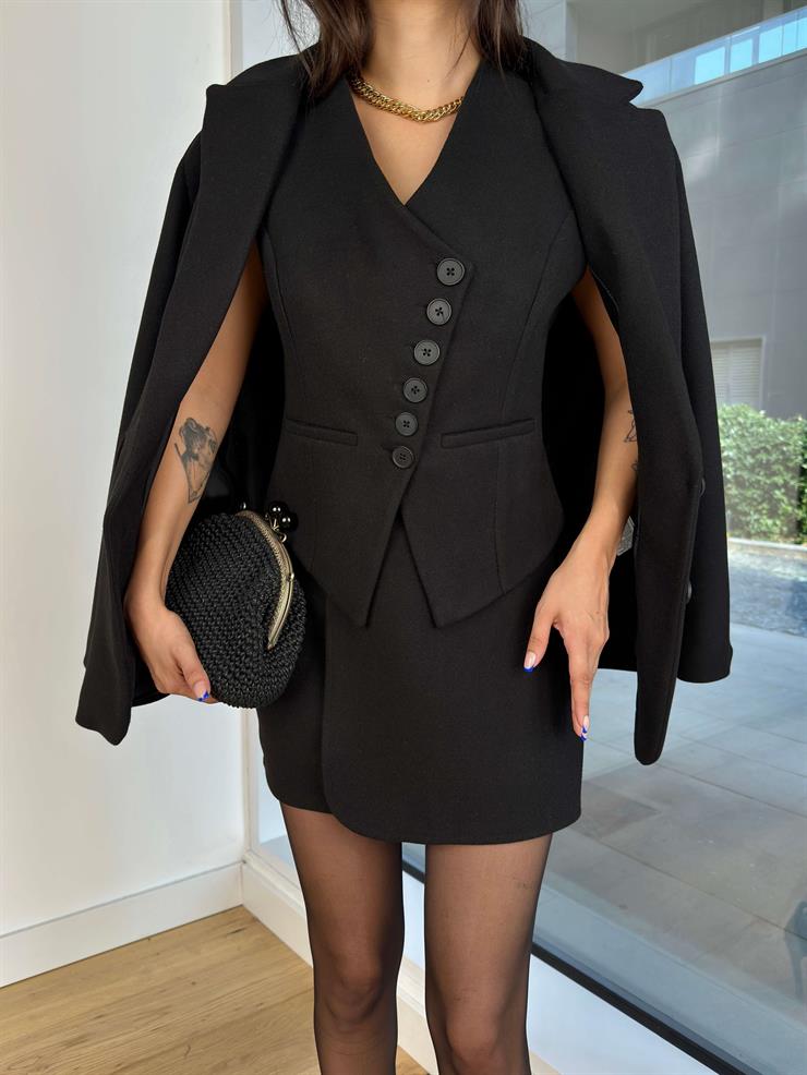 Omuz Vatkalı Önü Düğme Kapamalı Margita Siyah Kadın Blazer Ceket 25K169