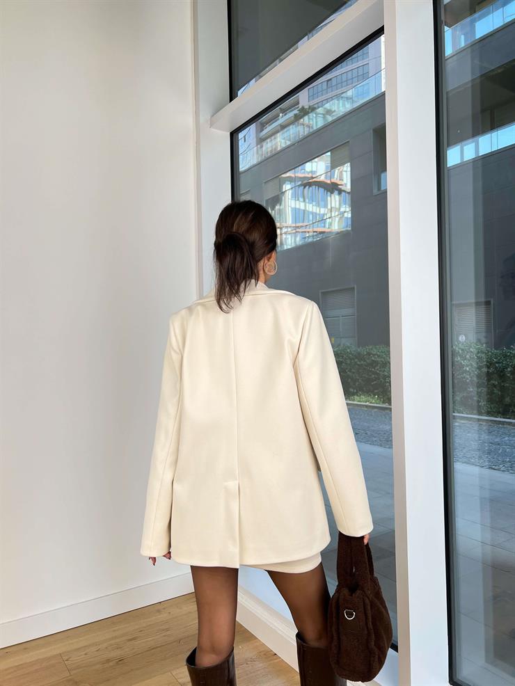 Omuz Vatkalı Önü Düğme Kapamalı Margita Ekru Kadın Blazer Ceket 25K169