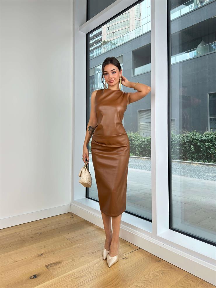 Kolsuz Drapeli Marika Kahve Kadın Deri Midi Elbise 25K091