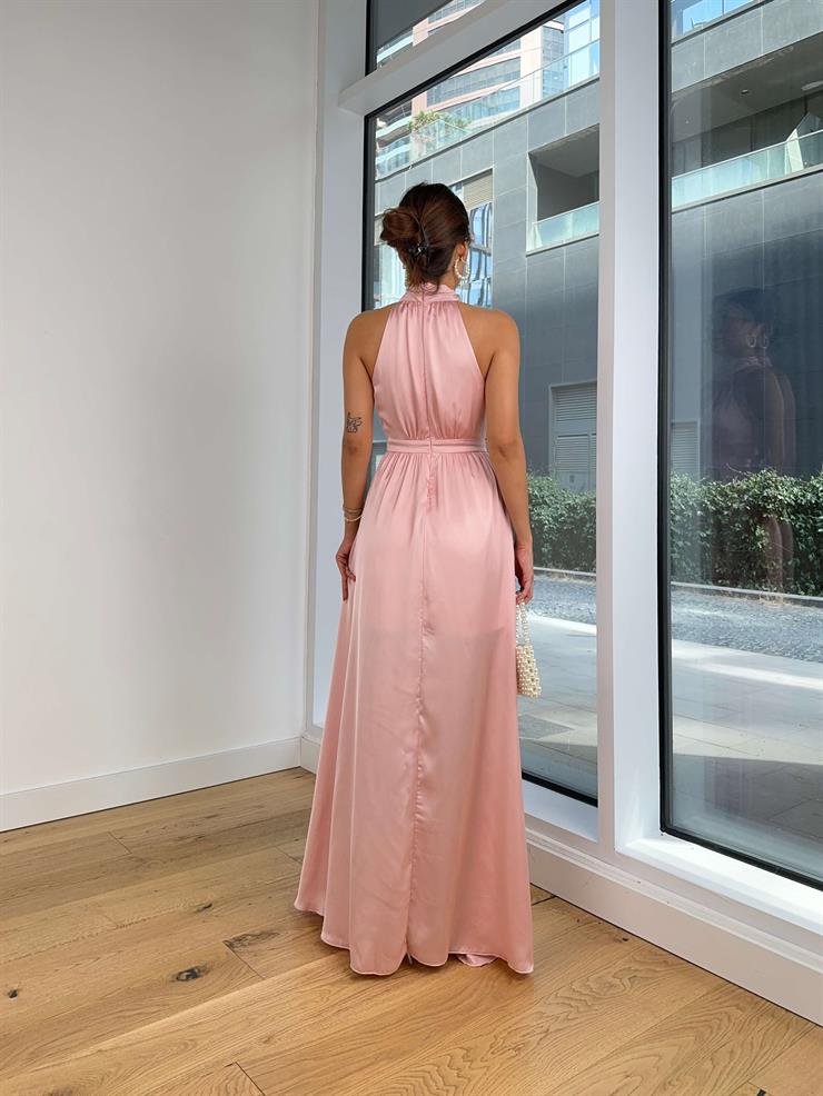 Boğazlı Sıfır Kol Belden Oturtmalı Desenli Marlind Kadın Pudra Saten Elbise 24Y103