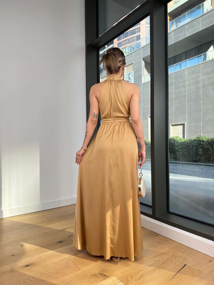 Boğazlı Sıfır Kol Belden Oturtmalı Desenli Marlind Bej Kadın Saten Elbise 24Y103