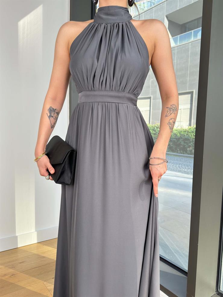 Boğazlı Sıfır Kol Belden Oturtmalı Desenli Marlind Gri Kadın Saten Elbise 24Y103