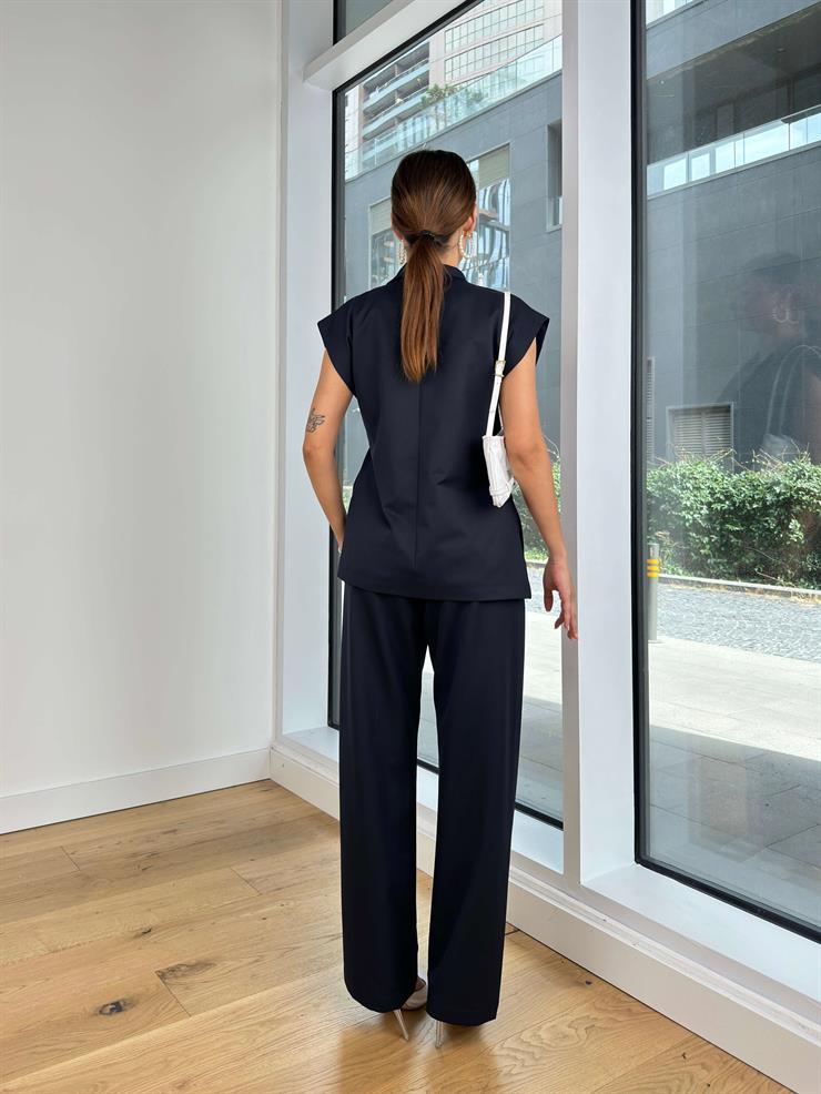 Omuz Vatkalı Kruvaze Yaka Bağlamalı Ceket Yüksek Bel Bol Paça Pantolon Marta Lacivert Kadın İkili Takım 25K099