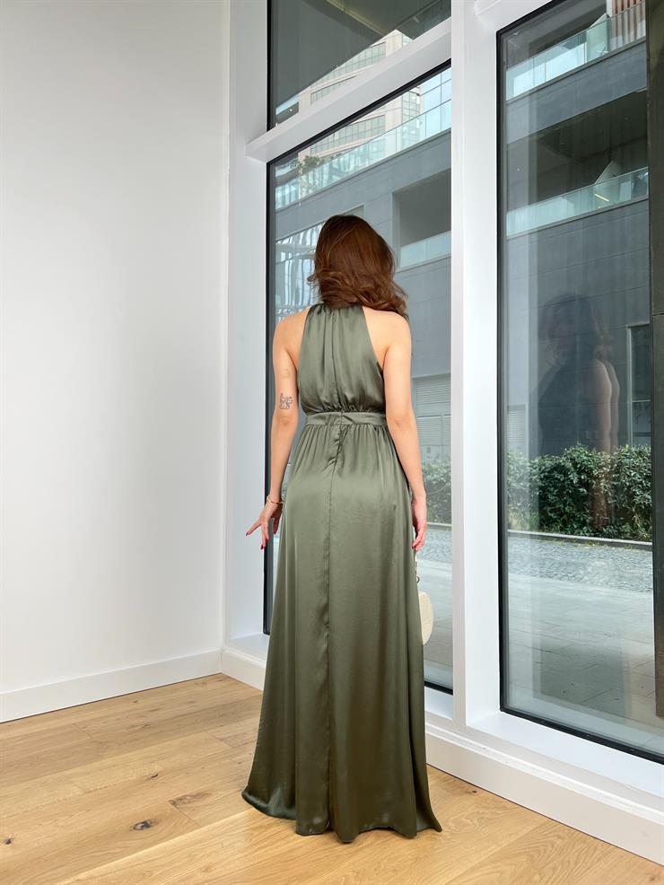 Boğazlı Drapeli Belden Oturtmalı Martin Kadın Haki Saten Maxi Elbise 24Y333