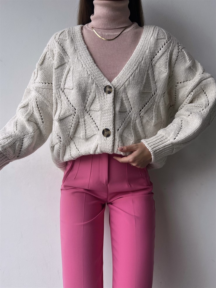 V Yaka Düğme Kapamalı Martinelli Kadın Bej Triko Hırka 23K000260