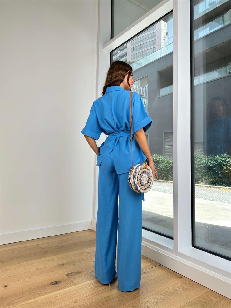 Yarım Kol Belden Kuşaklı Gömlek Bol Paça Pantolon Martins Kadın Mavi Takım 24Y777