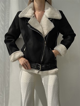 İçi Vegan Kürklü Önü Fermuarlı Kemer Detaylı Martoni Kadın Siyah Mont 23K000087