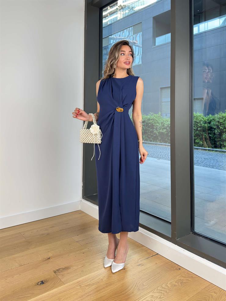 Büzgü Detaylı Aksesuarlı Marvin Lacivert Kadın Elbise 25Y352
