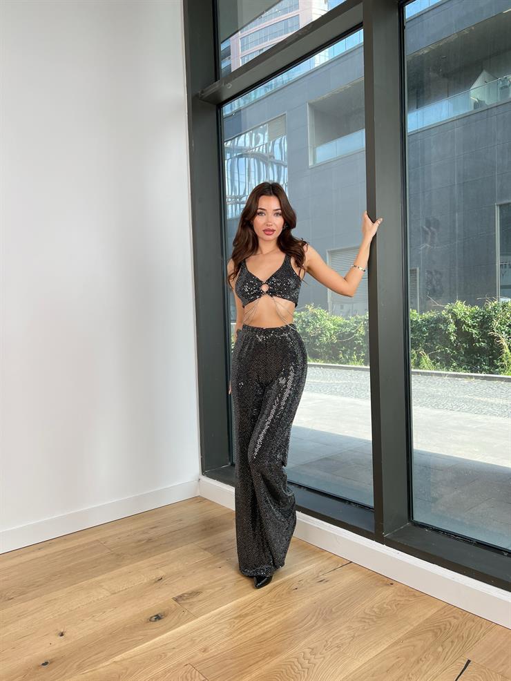 Kalın Askılı Zincir Detaylı Crop Yüksek Bel Bol Paça Pantolon Morty Kadın Siyah Payetli Takım 24k365