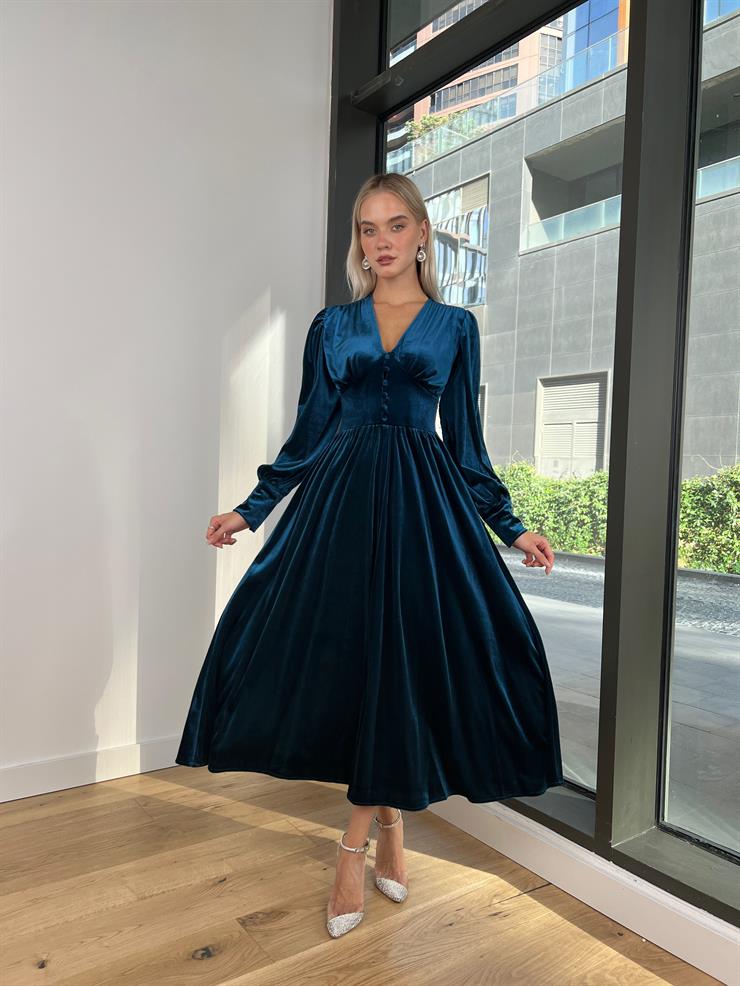 V Yaka Önü Düğme Detaylı Matias Kadın Mavi Kadife Elbise 24k211