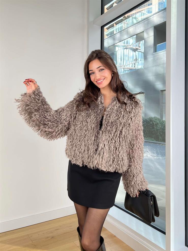 Önü Kapamalı Mazen Vizon Kadın Saçaklı Tüylü Kürk 25K253