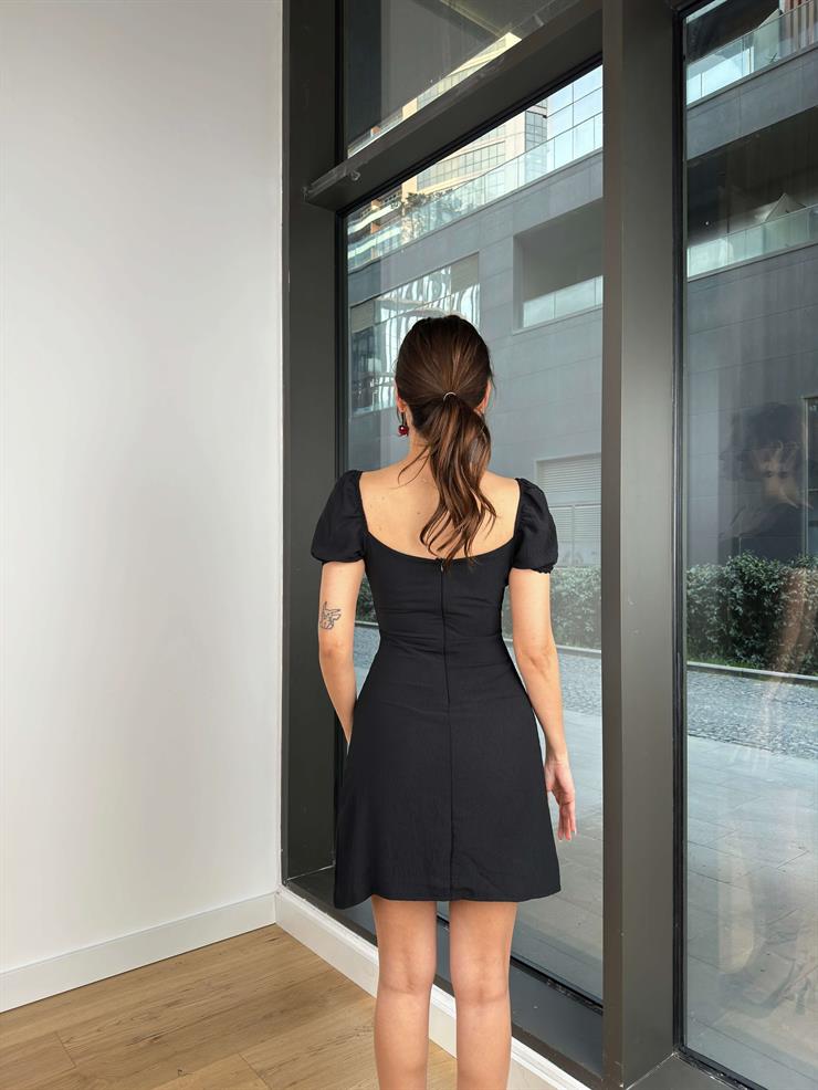 Önü Büzgü Ve Bağlama Detaylı Megan Kadın Siyah Mini Elbise 24Y114