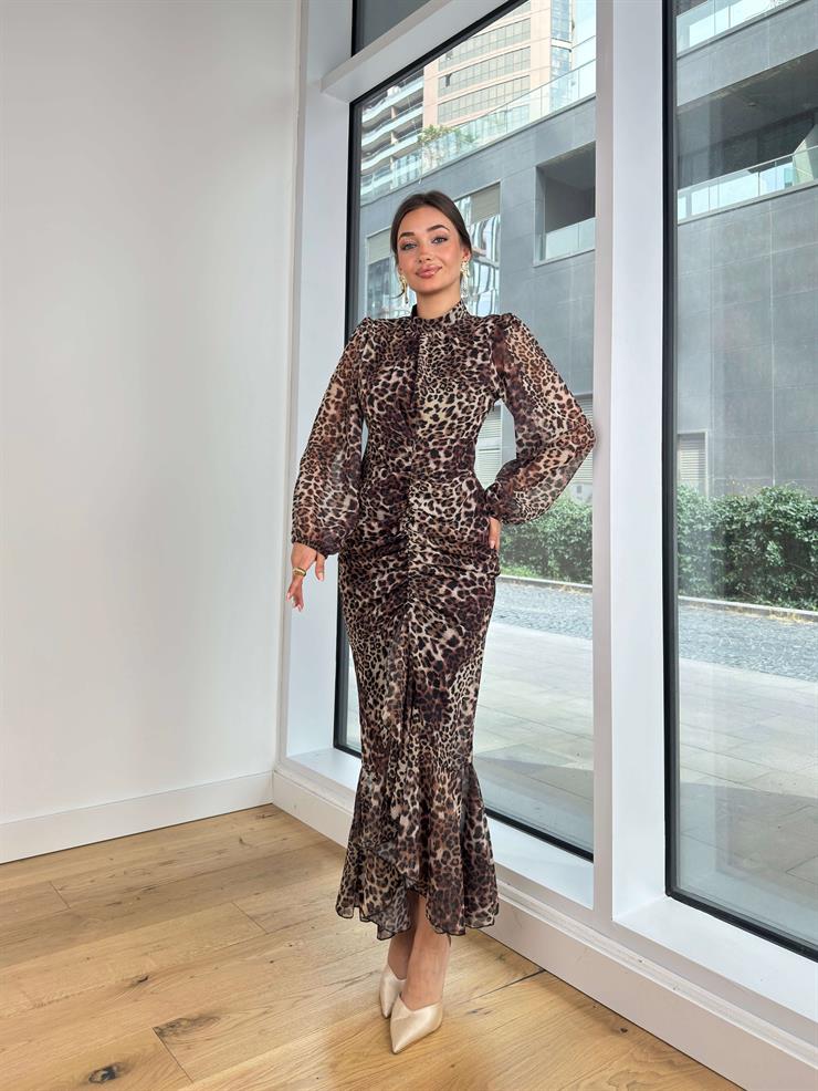 Yarım Boğazlı Ön Kısmı Drapeli Uzun Kol Mego Leopar Kadın Uzun Elbise 25K087